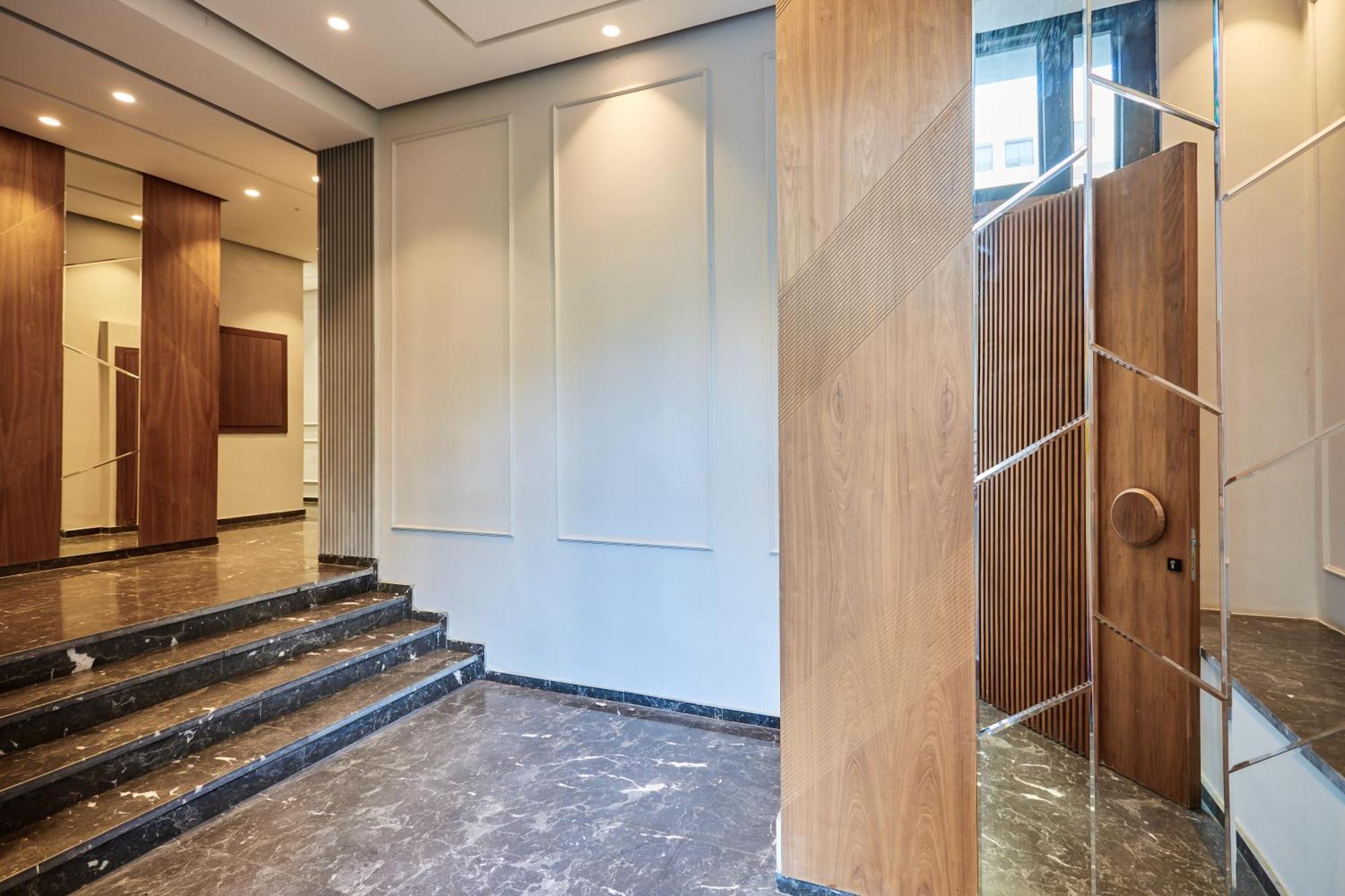 Sleek And Modern 2-Bed Unit In Downtown Casa Daire Kazablanka Dış mekan fotoğraf